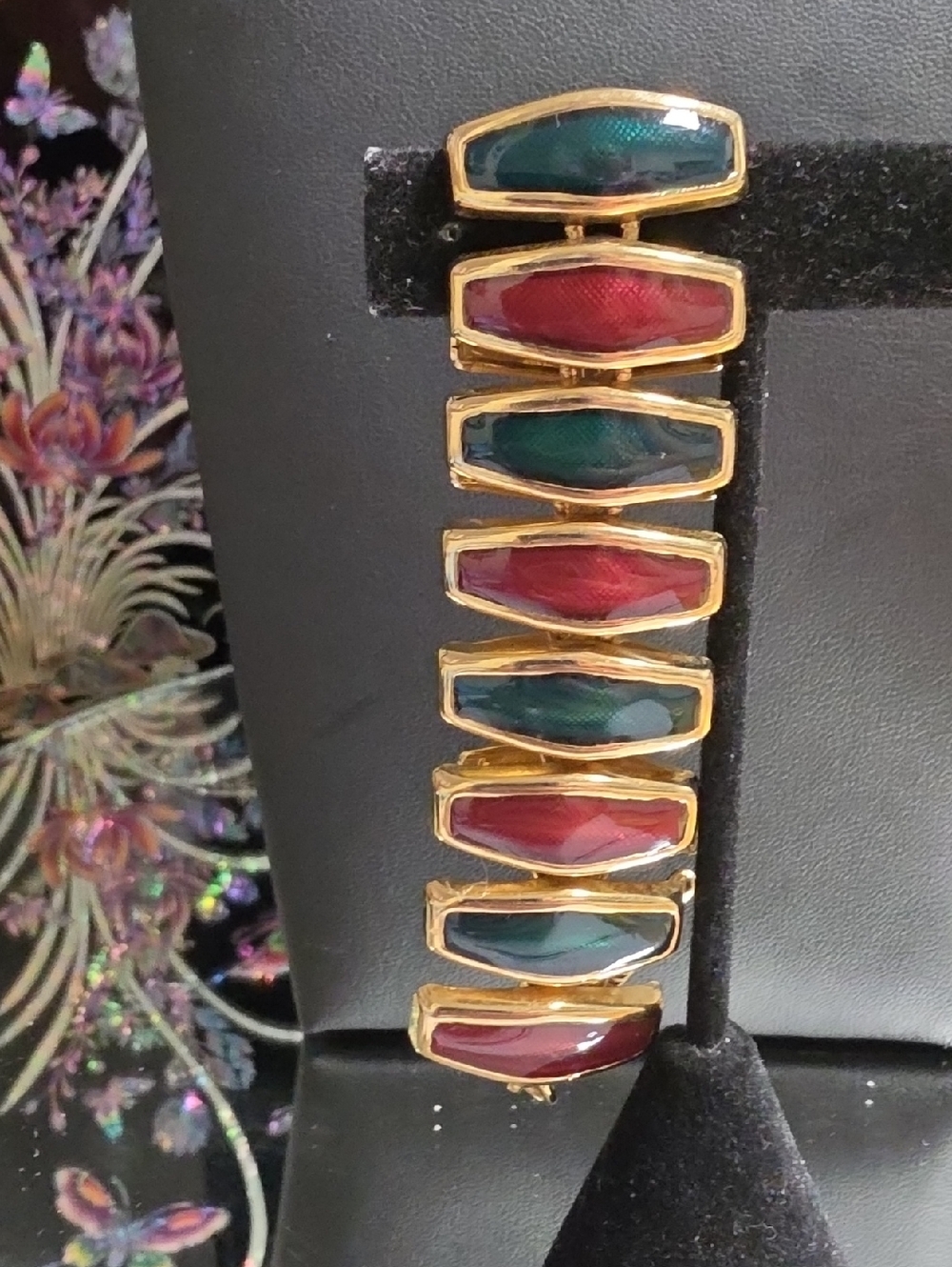 Vintage Emerald Green and Ruby Red Enamel Tapered Link Toggle Clasp Bracelet